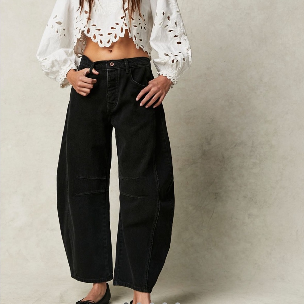 Free people good luck mid rise barrel jeans in sound wave